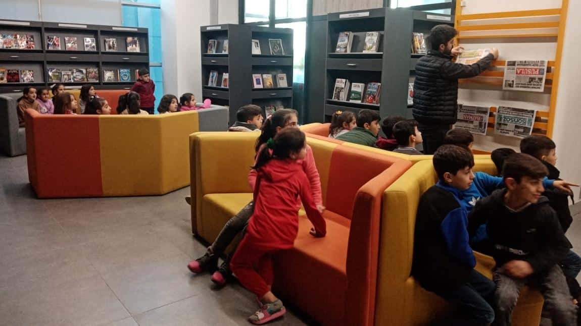 Öğrencilerimizin Batman Şehit Şenay Aybüke Yalçın İl Halk Kütüphanesi Gezisinden